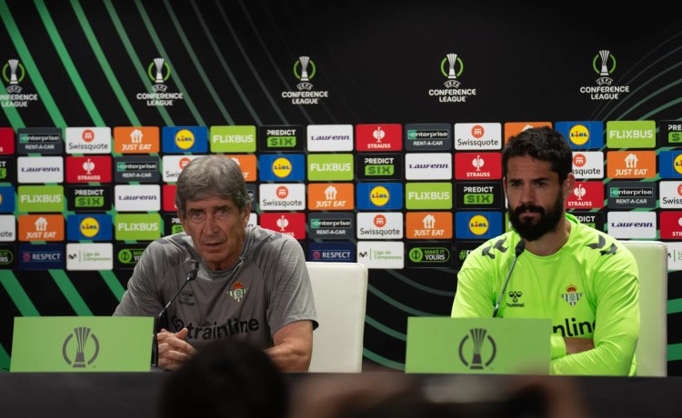 Rueda de prensa de Manuel Pellegrini e Isco Alarcón previa al Real Betis – ACF Fiorentina Rueda de prensa de Manuel Pellegrini e Isco Alarcón previa al Real Betis – ACF Fiorentina