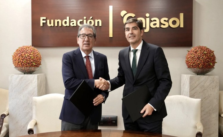 El Real Betis y la Fundación Cajasol prolongan su convenio de colaboración una temporada más El Real Betis y la Fundación Cajasol prolongan su convenio de colaboración una temporada más