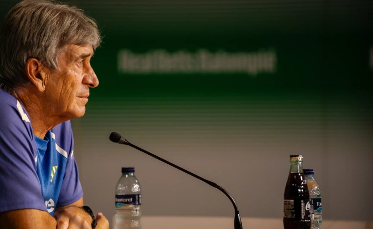 Rueda de prensa de Manuel Pellegrini previa al Valencia CF – Real Betis Rueda de prensa de Manuel Pellegrini previa al Valencia CF – Real Betis