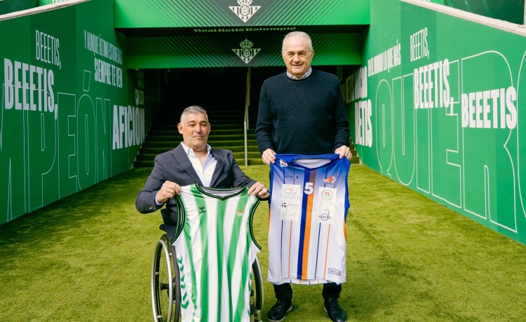 La Fundación Real Betis Balompié y el Club Deportivo BSR Vistazul firman un convenio para impulsar el baloncesto inclusivo en silla de ruedas La Fundación Real Betis Balompié y el Club Deportivo BSR Vistazul firman un convenio para impulsar el baloncesto inclusivo en silla de ruedas