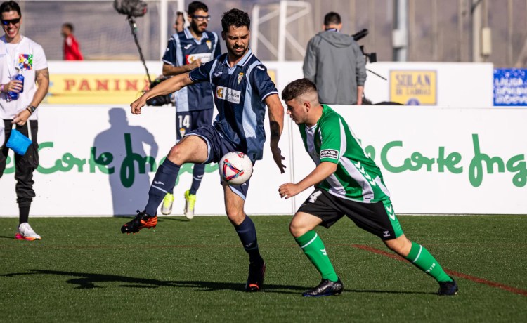 El Real Betis Genuine brilla en Granada y se mantiene líder de su grupo El Real Betis Genuine brilla en Granada y se mantiene líder de su grupo