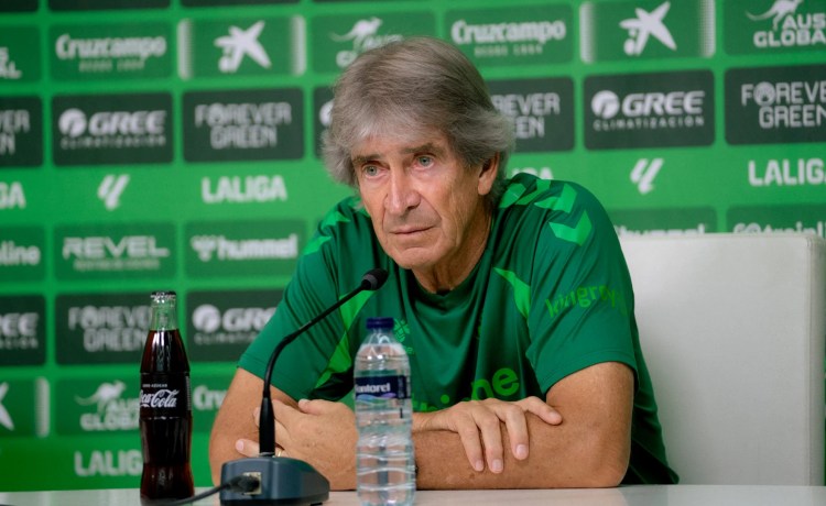 Rueda de prensa de Manuel Pellegrini previa al Real Betis – CA Osasuna Rueda de prensa de Manuel Pellegrini previa al Real Betis – CA Osasuna
