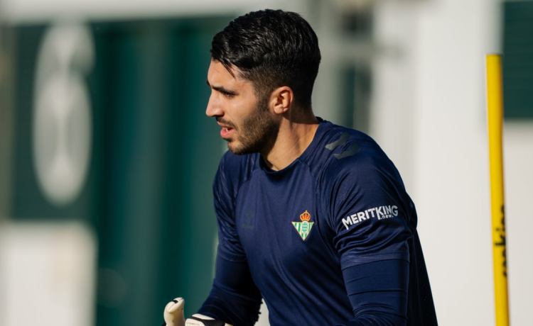 Sporting y Betis, «muy cerca» del principio de acuerdo por Rui Silva Sporting y Betis, «muy cerca» del principio de acuerdo por Rui Silva
