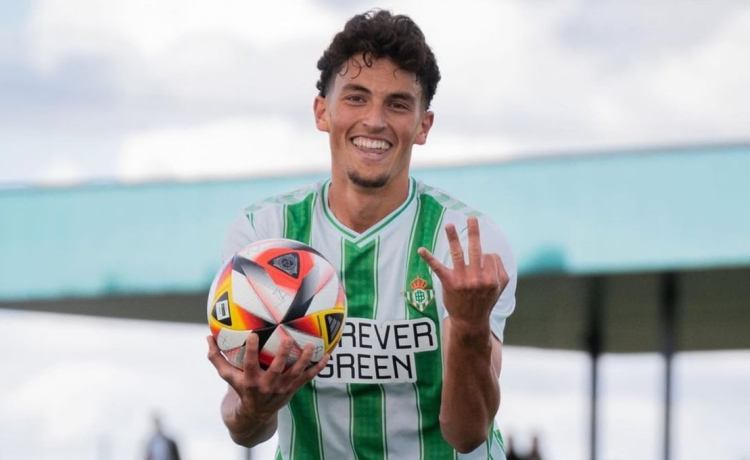 Se calienta la salida de Ismael Barea al Mirandés Se calienta la salida de Ismael Barea al Mirandés