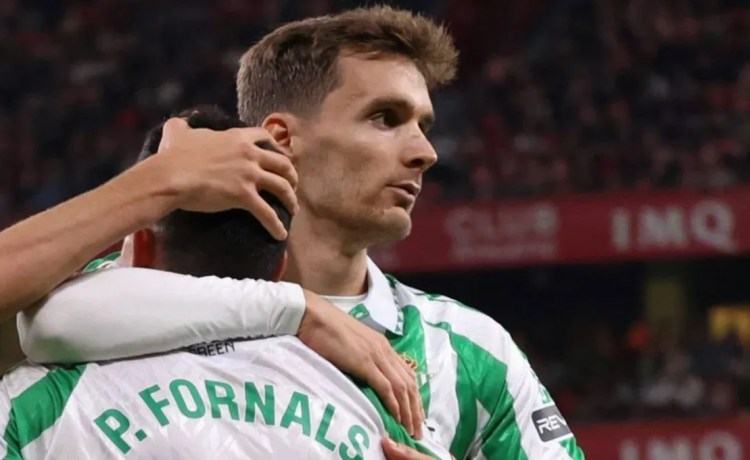 Se abre una puerta inesperada para Diego Llorente Se abre una puerta inesperada para Diego Llorente