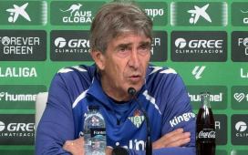 Pellegrini, optimista con Cucho Hernández, pone fecha a Abde y Amrabat: «Aún tiene alguna molestia» Pellegrini, optimista con Cucho Hernández, pone fecha a Abde y Amrabat: «Aún tiene alguna molestia»