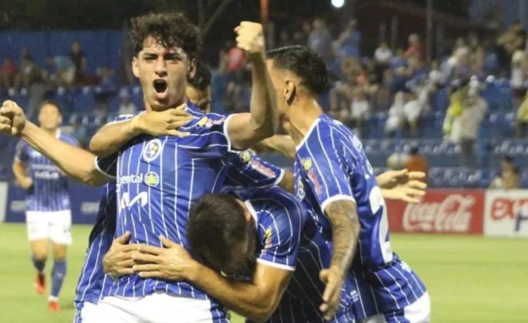 ‘Betis Talent’ no pierde de vista a un emergente delantero paraguayo ‘Betis Talent’ no pierde de vista a un emergente delantero paraguayo