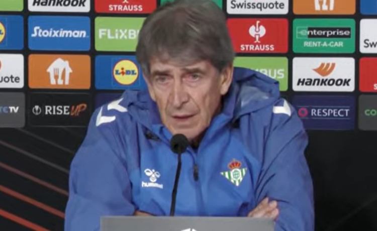 Pellegrini responde a Haro sobre fichar ahora y aclara las opciones de Abde tras la ocurrido en la Copa de África: «Fue lamentable» Pellegrini responde a Haro sobre fichar ahora y aclara las opciones de Abde tras la ocurrido en la Copa de África: «Fue lamentable»