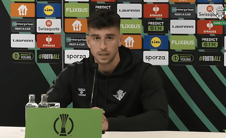 Marc Roca se rebela ante el flan destapado por Isco Alarcón Marc Roca se rebela ante el flan destapado por Isco Alarcón