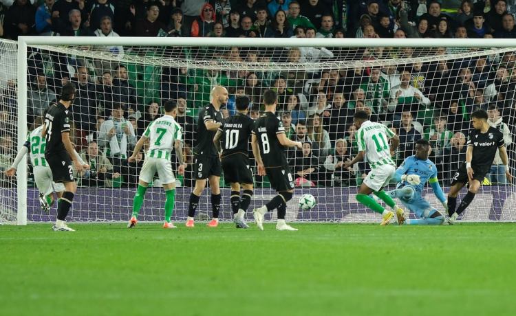 Alineaciones de Vitória SC y Real Betis; horario, canal y dónde ver en TV y online hoy el Vitória Guimaraes – Betis de la Conference League Alineaciones de Vitória SC y Real Betis; horario, canal y dónde ver en TV y online hoy el Vitória Guimaraes – Betis de la Conference League
