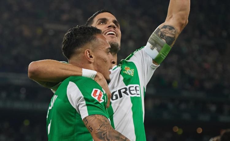 Bartra ve a Antony «una mezcla entre Neymar y Cristiano» Bartra ve a Antony «una mezcla entre Neymar y Cristiano»