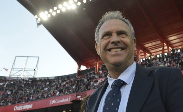 Las palabras de Caparrós incendian el vestuario del Betis Las palabras de Caparrós incendian el vestuario del Betis