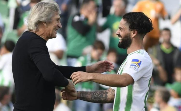 Pellegrini advierte a Luis de la Fuente sobre Isco Alarcón Pellegrini advierte a Luis de la Fuente sobre Isco Alarcón