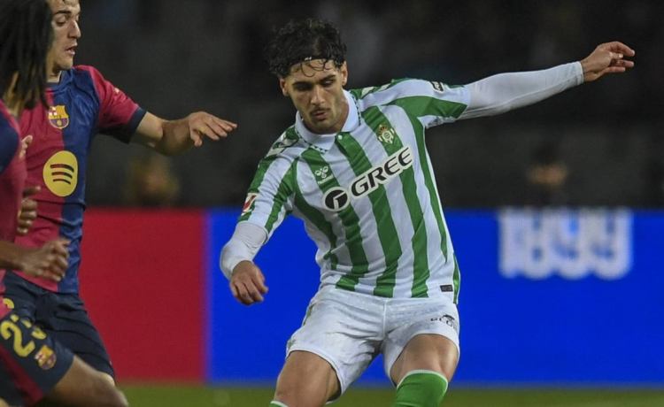 El Betis, con precaución con Johnny Cardoso El Betis, con precaución con Johnny Cardoso