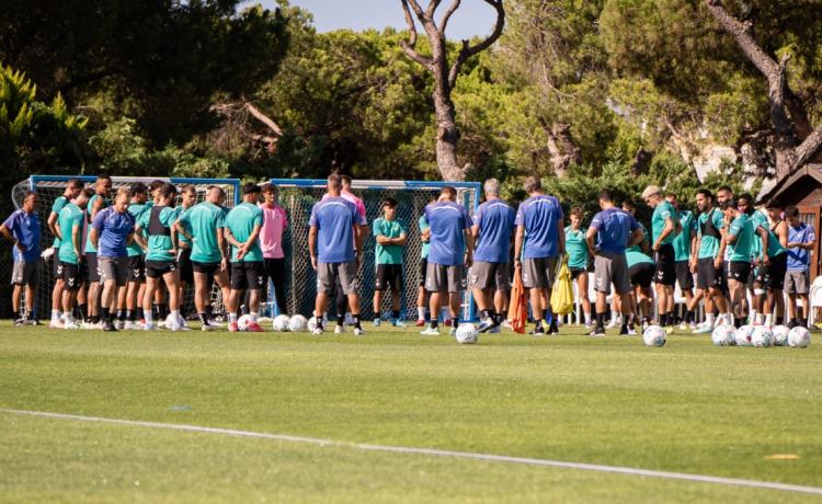 Deuda saldada: los primeros fichajes del Betis inscritos en LaLiga Deuda saldada: los primeros fichajes del Betis inscritos en LaLiga