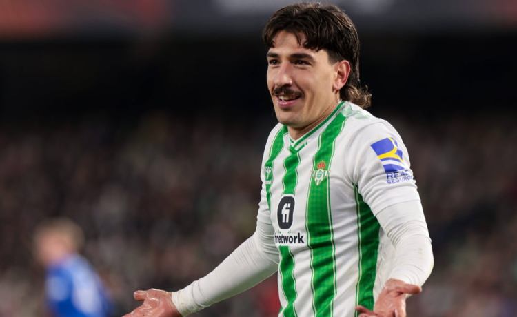 La pregunta que Bellerín no responde para no enfadar a los béticos La pregunta que Bellerín no responde para no enfadar a los béticos