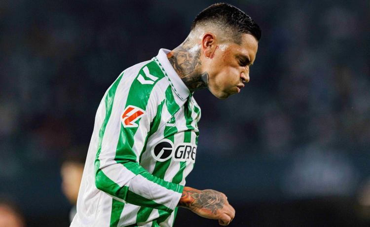 Caso cerrado con Chimy Ávilla en el Betis Caso cerrado con Chimy Ávilla en el Betis
