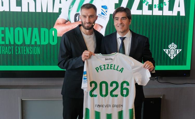 Pezzella ‘se moja’ con Guido Rodríguez y Tagliafico Pezzella ‘se moja’ con Guido Rodríguez y Tagliafico