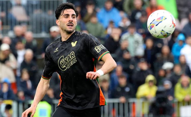 Betis y Lazio, pendientes de la estrella del Venezia Betis y Lazio, pendientes de la estrella del Venezia