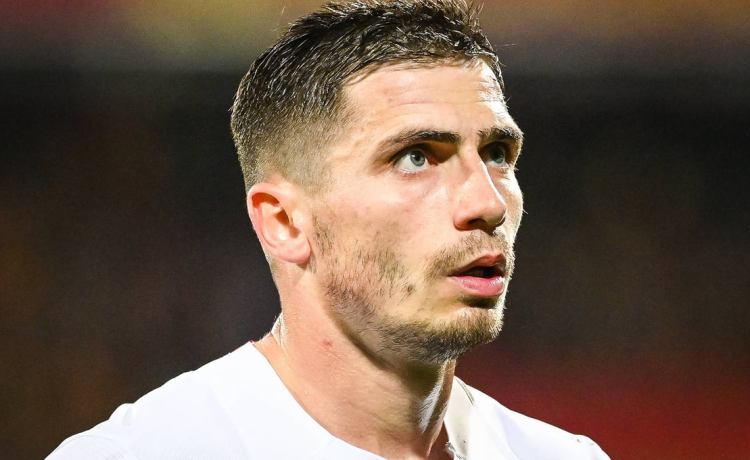 Acuerdo total para el fichaje del lateral deseado por el Betis Acuerdo total para el fichaje del lateral deseado por el Betis