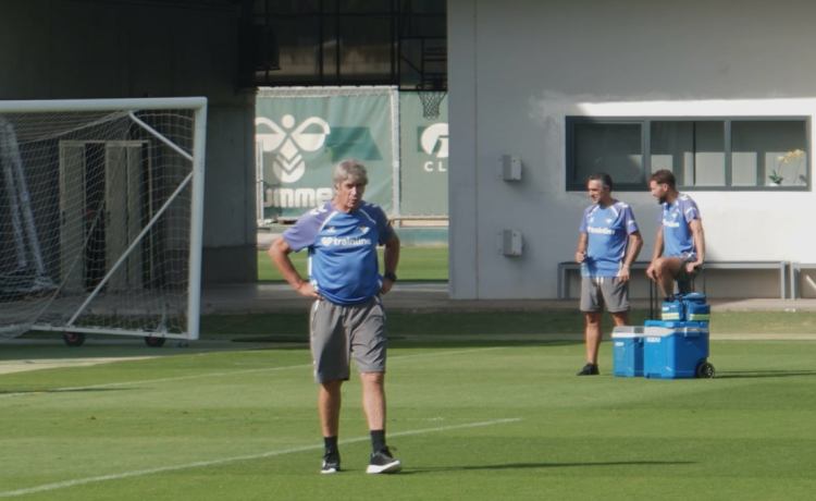 Pellegrini sobre los problemas en defensa: “Lo ideal es un gol máximo por partido” Pellegrini sobre los problemas en defensa: “Lo ideal es un gol máximo por partido”
