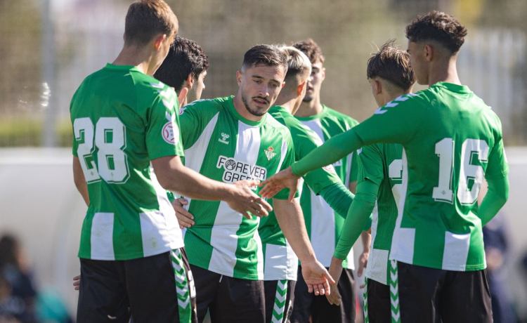 En la cantera del Betis ruge otra apisonadora: festival ante el Mensajero (9-0) para soñar también con la Copa En la cantera del Betis ruge otra apisonadora: festival ante el Mensajero (9-0) para soñar también con la Copa