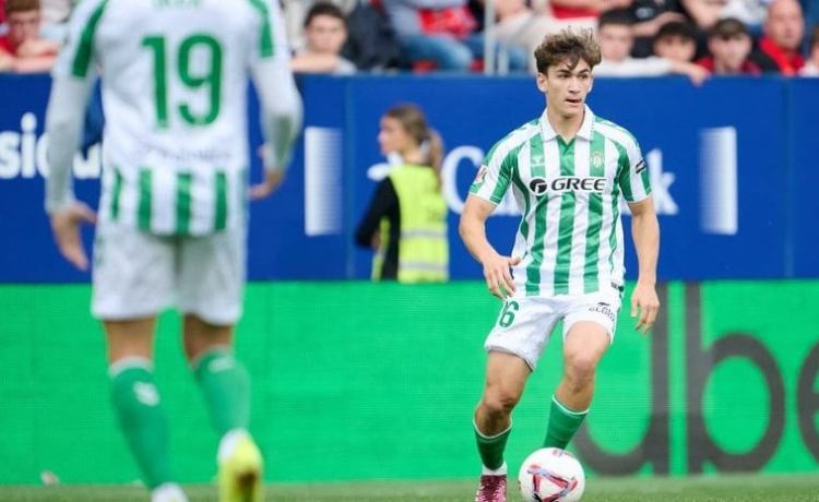 El ‘nuevo Ceballos’ ya está aquí: ahora debe mover ficha el Betis El ‘nuevo Ceballos’ ya está aquí: ahora debe mover ficha el Betis