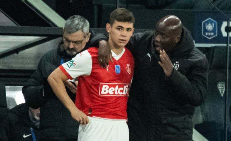 El Sevilla mueve ficha por un fichaje que también sondea el Betis El Sevilla mueve ficha por un fichaje que también sondea el Betis