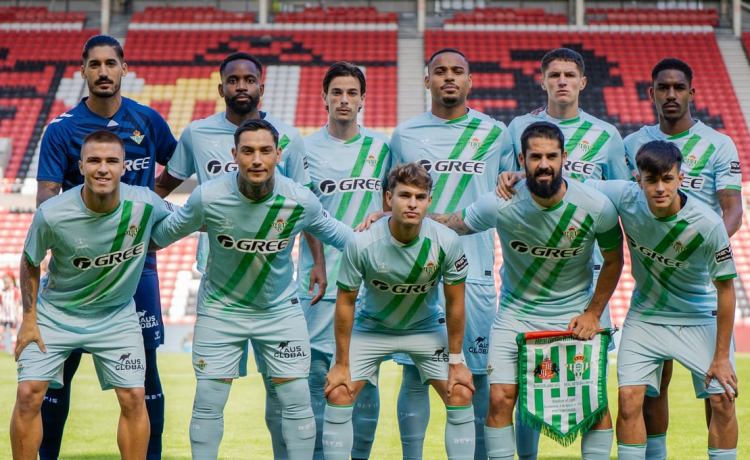El reparto de dorsales en el Betis a falta de las últimas salidas y entradas El reparto de dorsales en el Betis a falta de las últimas salidas y entradas