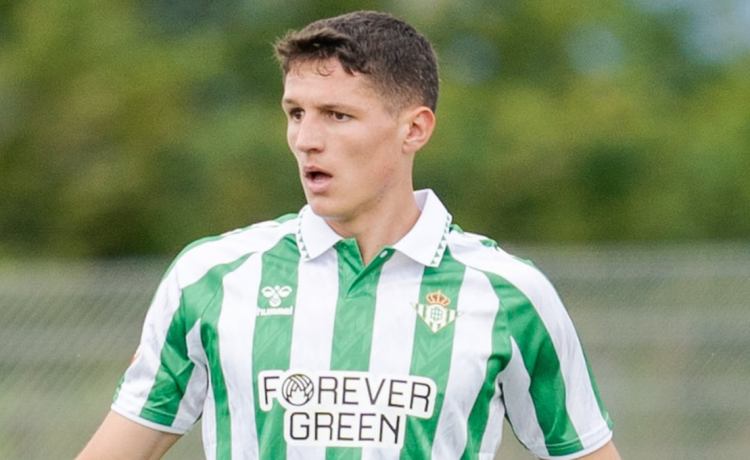 Sergi Altimira confirma ofertas al Betis y su decisión final Sergi Altimira confirma ofertas al Betis y su decisión final