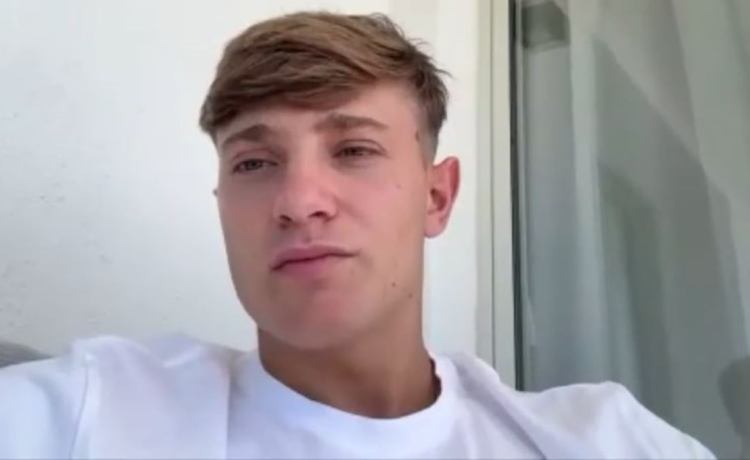 El vídeo de la cordial despedida de Jesús Rodríguez en el Betis El vídeo de la cordial despedida de Jesús Rodríguez en el Betis