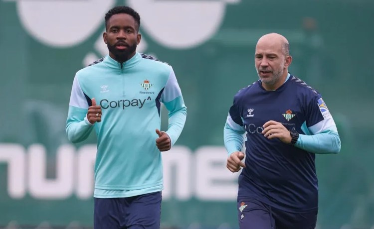 Pellegrini aclara el estado de Bartra y Bakambu y ‘presenta’ a Mateo Flores Pellegrini aclara el estado de Bartra y Bakambu y ‘presenta’ a Mateo Flores