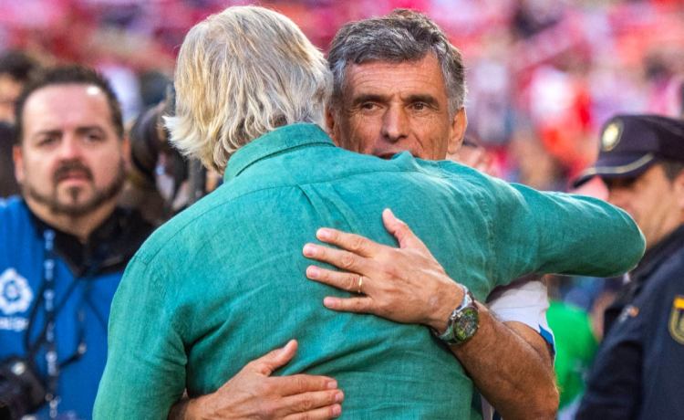 Mendilibar avisa sobre el ultracompetitivo PAOK: «Que tenga cuidado el Betis; tienen a Taison, a Zivkovic, a la perla de Grecia…» Mendilibar avisa sobre el ultracompetitivo PAOK: «Que tenga cuidado el Betis; tienen a Taison, a Zivkovic, a la perla de Grecia…»