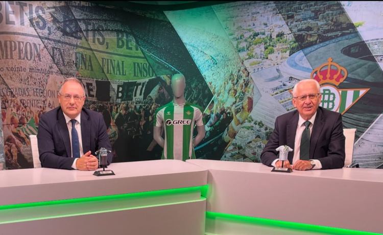 Era un secreto a voces, pero ya es oficial: «Es probable que las obras en el Villamarín superen las dos temporadas» Era un secreto a voces, pero ya es oficial: «Es probable que las obras en el Villamarín superen las dos temporadas»