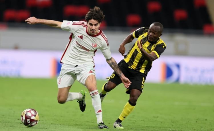 Álex Collado, ahora en Qatar, desvela su extraño fichaje por un Betis con el que nunca llegó a debutar: «Ni siquiera hablé con Pellegrini. Todo fue muy rápido» Álex Collado, ahora en Qatar, desvela su extraño fichaje por un Betis con el que nunca llegó a debutar: «Ni siquiera hablé con Pellegrini. Todo fue muy rápido»