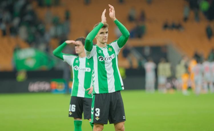 Diego Llorente la echa al suelo: «La ambición, para mayo o abril; primero, Valencia» Diego Llorente la echa al suelo: «La ambición, para mayo o abril; primero, Valencia»
