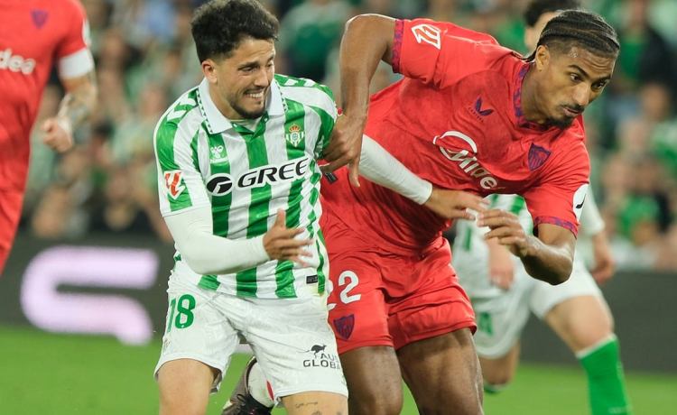 El favor determinante del Betis al Sevilla para evitar el descenso El favor determinante del Betis al Sevilla para evitar el descenso