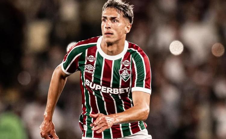 Paga caro no fichar por el Betis Paga caro no fichar por el Betis