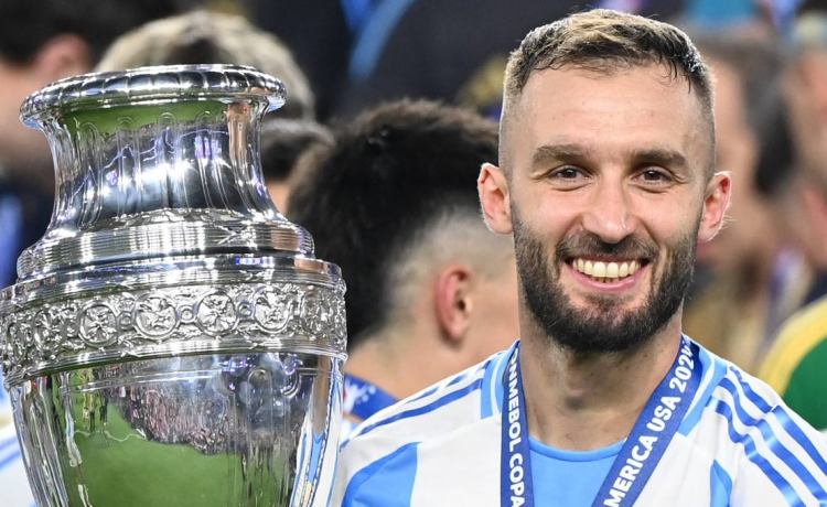 Pezzella se muerde la lengua Pezzella se muerde la lengua