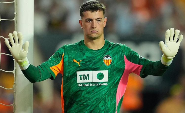 Dos ausencias llamativas en el Valencia a cuatro días de recibir al Betis Dos ausencias llamativas en el Valencia a cuatro días de recibir al Betis