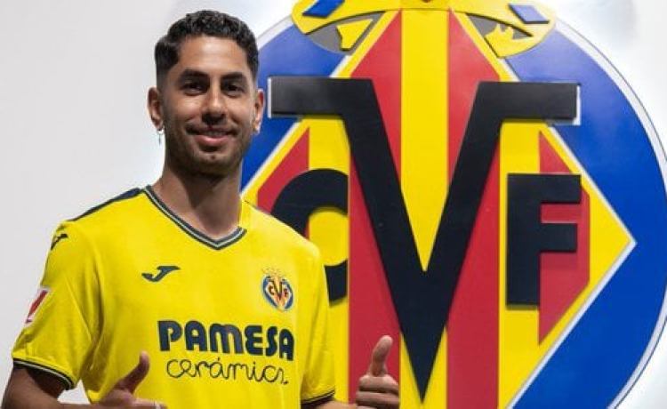 El secreto sobre Ayoze: «Yo me reuní con él para firmarlo» El secreto sobre Ayoze: «Yo me reuní con él para firmarlo»