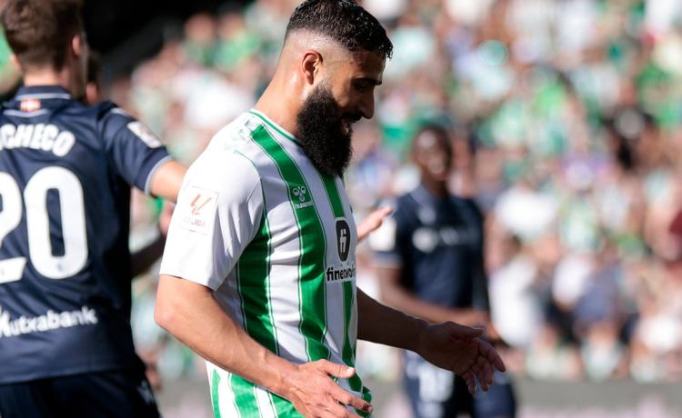 El padre de Fekir: «Pensé que mi hijo se había equivocado al fichar por el Betis» El padre de Fekir: «Pensé que mi hijo se había equivocado al fichar por el Betis»