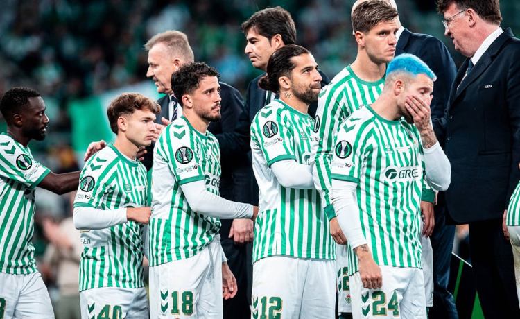 Sorprendente confesión: «En el Betis no queríamos jugar la Conference League» Sorprendente confesión: «En el Betis no queríamos jugar la Conference League»