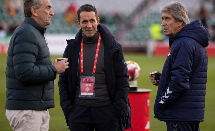 «El Betis de Pellegrini ha tocado techo y el proyecto está agotado» «El Betis de Pellegrini ha tocado techo y el proyecto está agotado»