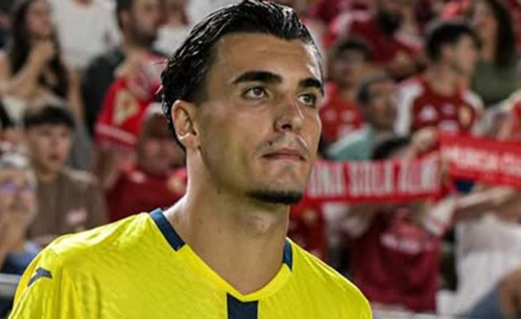 El Betis se frota las manos con Ismael Sierra tras relanzar su carrera en el Villarreal El Betis se frota las manos con Ismael Sierra tras relanzar su carrera en el Villarreal
