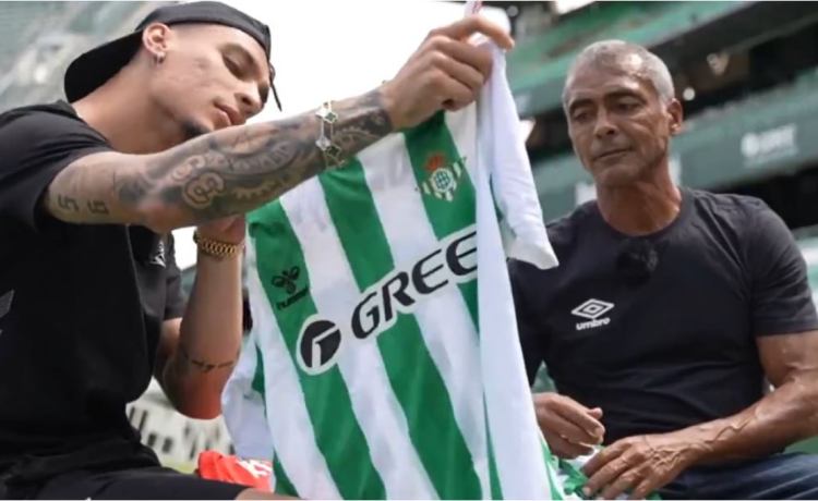 «En 2026, Antony ayudará mucho a Brasil… y al Betis» «En 2026, Antony ayudará mucho a Brasil… y al Betis»