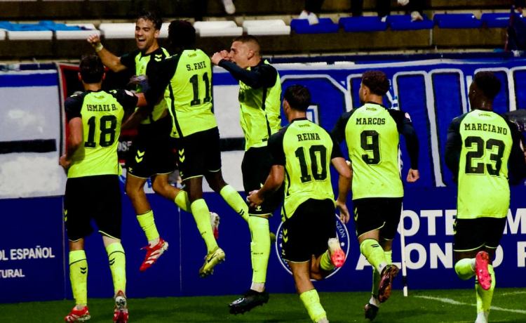 Las dos pifias del Recre que cambiaron la suerte del Betis Deportivo Las dos pifias del Recre que cambiaron la suerte del Betis Deportivo