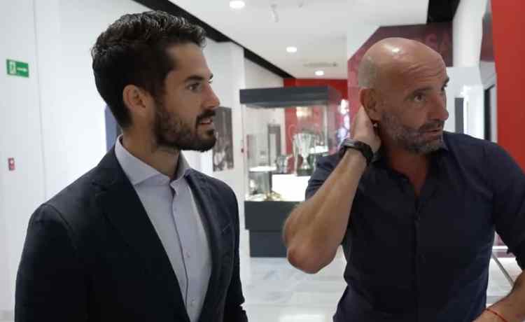 Monchi y su ‘affaire’ con Isco: «Le pido perdón y me alegro de todo lo bueno… ¡¡de alguien que juega en el Betis!!» Monchi y su ‘affaire’ con Isco: «Le pido perdón y me alegro de todo lo bueno… ¡¡de alguien que juega en el Betis!!»