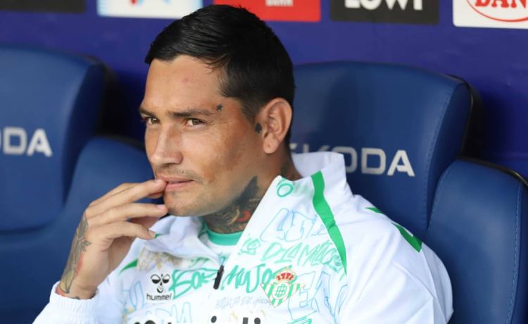 Más sondeos por Chimy Ávila Más sondeos por Chimy Ávila