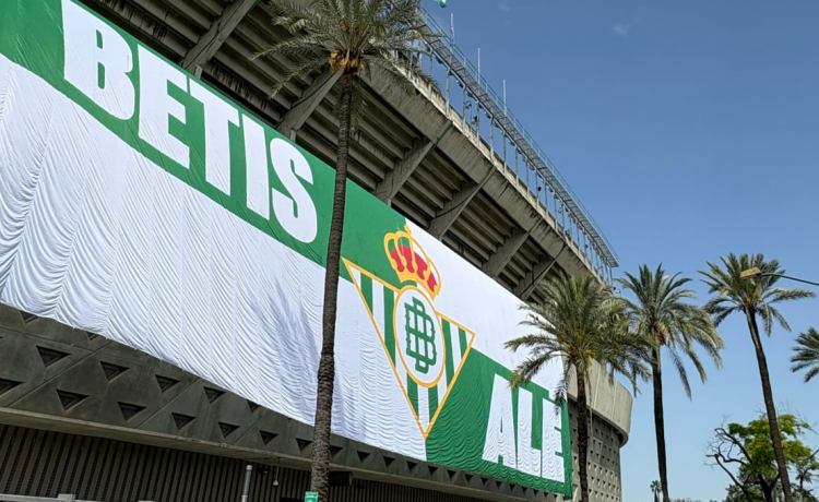 Italia ilumina al Betis Italia ilumina al Betis